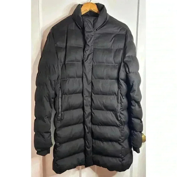 Men’s Black Puffer Coat  in Brand New Condition from Zara Size M - Picture 2 of 16